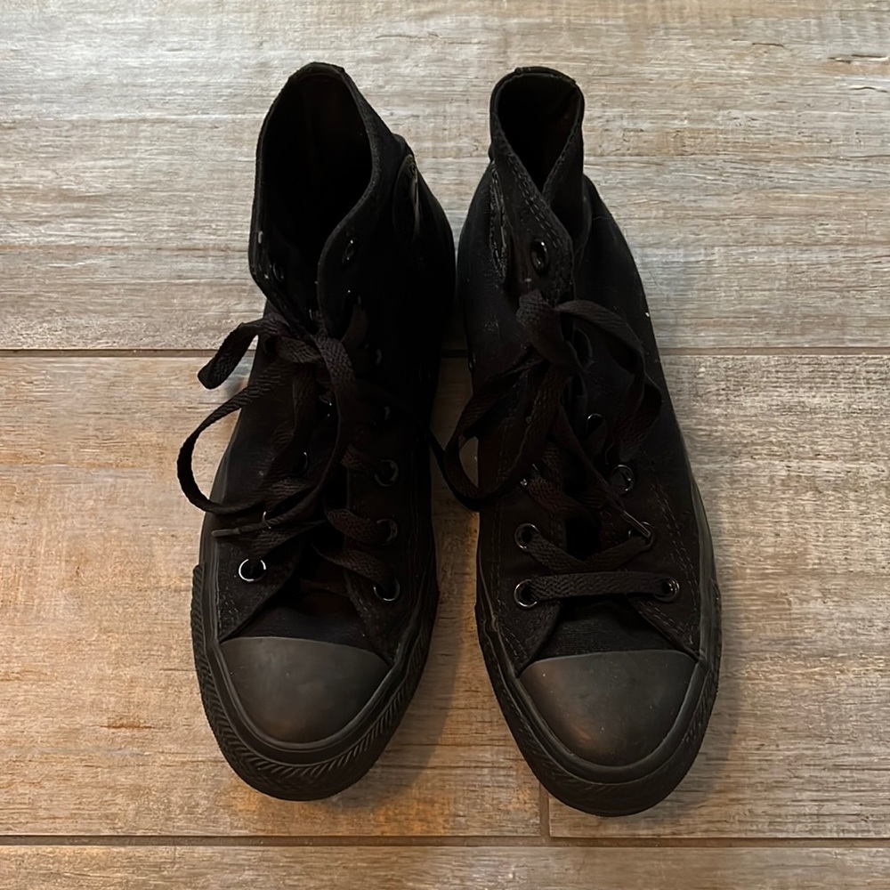 CONVERSE ALL STARS GENTLY WORN (twice) ALL BLACK HIGH TOP SHOES